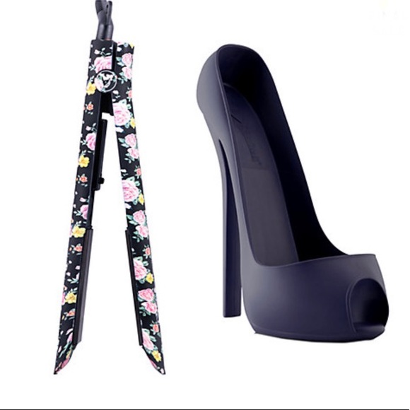 **SOLD** Royale Ceramic Straightener w/Shoe Holder - Picture 2 of 8